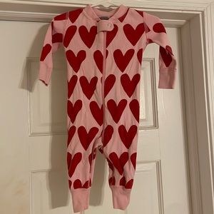 Hanna Anderson Valentine’s Day pajamas pink with red hearts, size 3-6 months